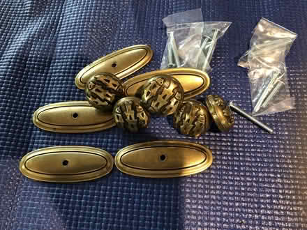 Photo of free set of drawer knobs (Forest Knolls--west of Fairfax) #1