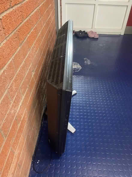 Photo of free Tv (Northfield B31) #2