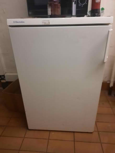 Photo of free Under Counter Fridge Freezer (Trowbridge BA14) #1
