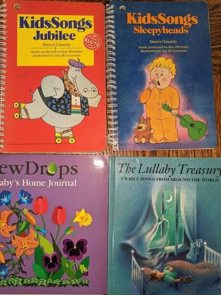 Photo of free children's music books (Washington Heights near GWB) #1
