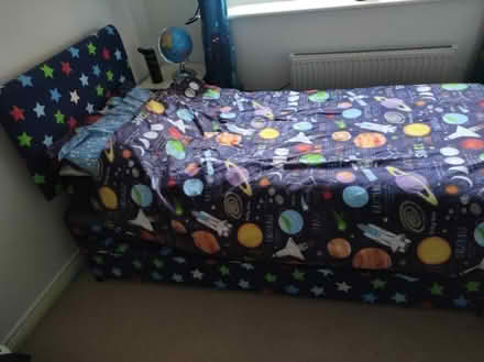 Photo of free Kids trundle single bed (no upper mattress) needing repair (Newtown CH1) #3