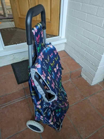 Photo of free Shopping trolley (Bilton HG1) #1