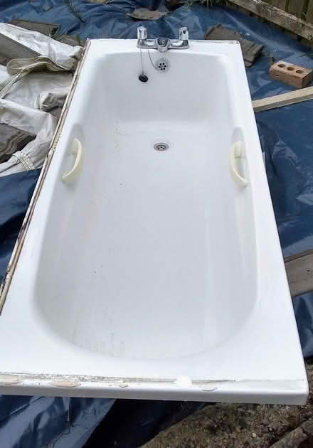 Photo of free White bath (Widdrington, Morpeth NE61) #2
