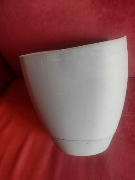 Photo of free Seafoam hanging planter (Ballard loyal heights) #1