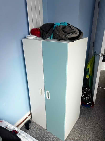 Photo of free Childs wardrobe (Croydon CR2) #1