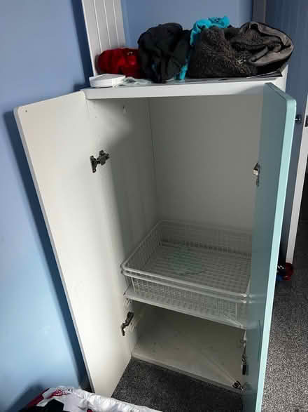 Photo of free Childs wardrobe (Croydon CR2) #2