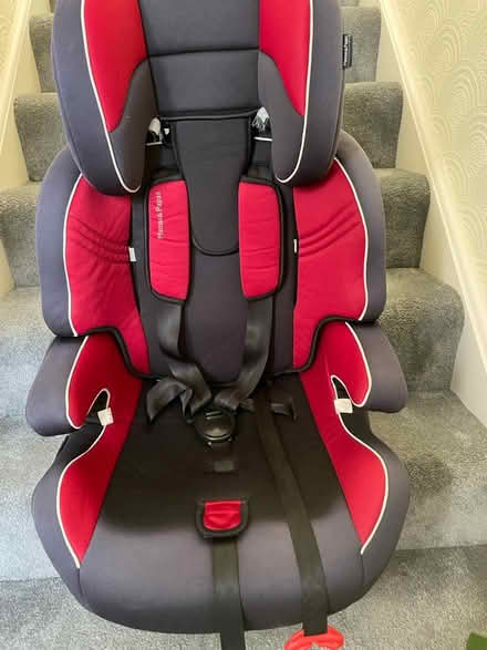 Photo of free Child car seat (Chigwell IG7) #1