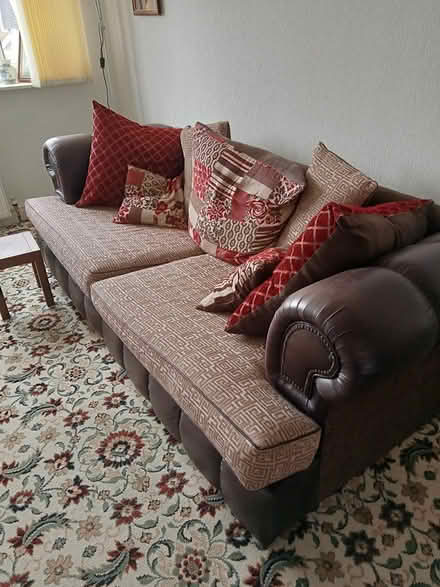 Photo of free 3 seater sofa (Pedmore DY9) #2