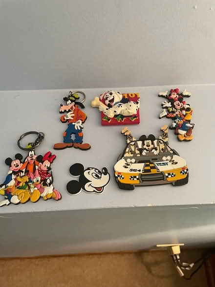 Photo of free Disney keychains and magnets (Roselle) #1