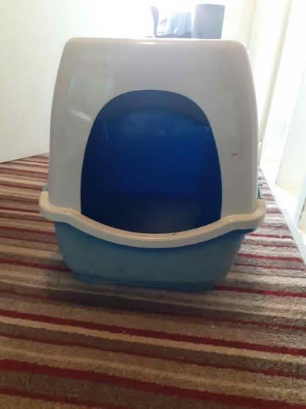 Photo of free Covered cat litter tray. (Fairfield Park) #1