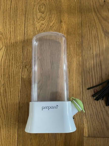Photo of free Prepara Herb container (South Hampstead, NW6) #2