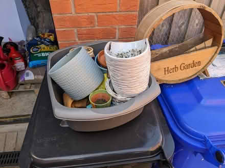 Photo of free Plant pots (Uttoxeter) #2