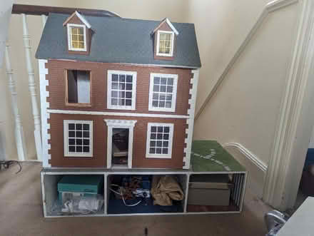 Photo of free Georgian Doll House (Stoke Newington N16) #1