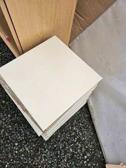 Photo of free 35 cream floor tiles 33cm (St. Georges TF2) #1