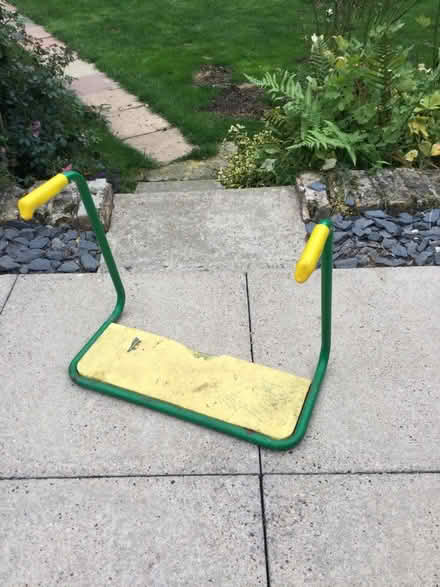 Photo of free Garden kneeling pad (AL1) #1