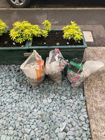 Photo of free 3 Bags of white garden stones (Keynsham) #2