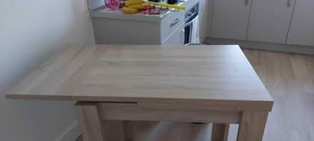 Photo of free Extendable dining table (Herstmonceux BN27) #2