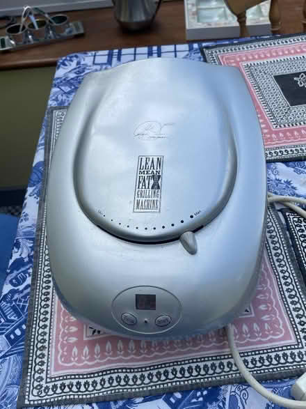 Photo of free Grilling machine (Storrs S6) #1