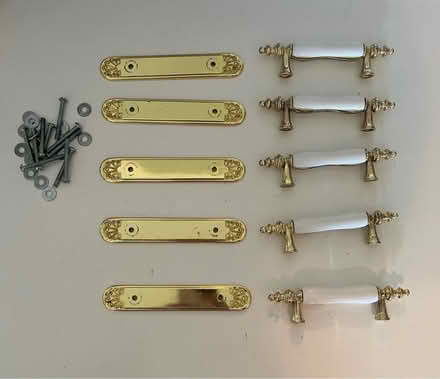 Photo of free Dresser Pulls (Broomall 19008) #1