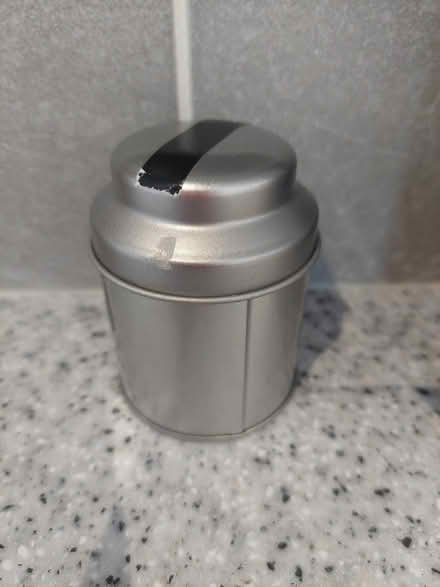 Photo of free 1 x small metal tin (Kendal LA9) #3