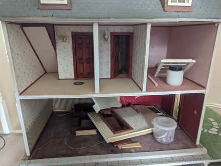 Photo of free Georgian Doll House (Stoke Newington N16) #3