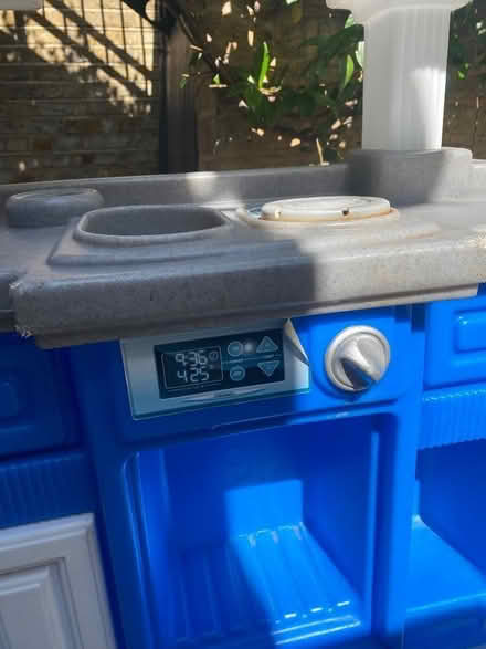 Photo of free Kids play kitchen (Shepherds Bush W14) #2