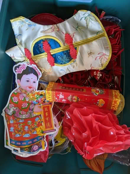 Photo of free Chinese New Year decorations, red (Washington Heights near GWB) #4