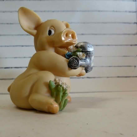 Photo of free Piggy banks (Gardenhall G75) #2