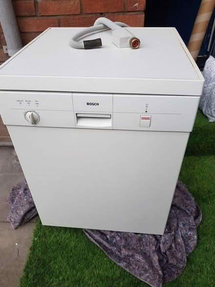 Photo of free Bosch dishwasher (W10 Ladbroke Grove) #1