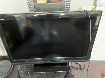 Photo of free Toshiba Regza TV (Pollards Hill SW16) #1
