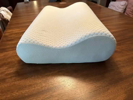 Photo of free memory foam neck support pillow (Long Beach/Lakewood) #2