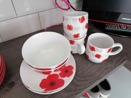 Photo of free Mugs, bowls & side plates (Heathhall, Dumfries DG1) #1