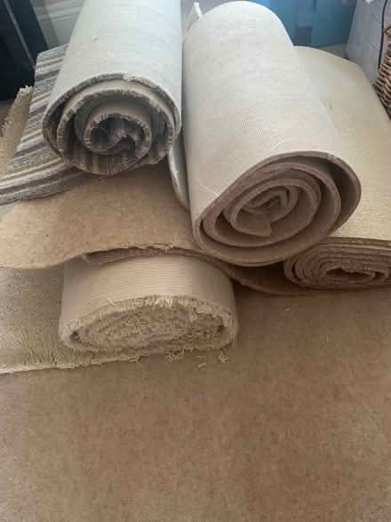 Photo of free Mixed carpets offcuts (Tolworth KT6) #1