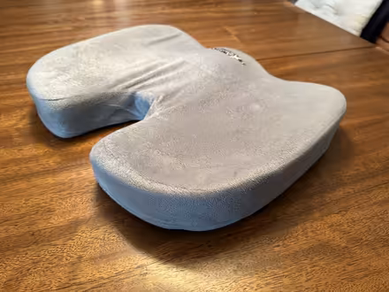 Photo of free ergonomic chair cushion (Long Beach/Lakewood) #1