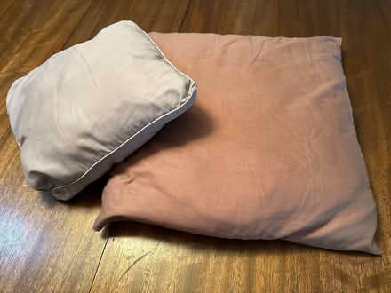 Photo of free two throw pillows (Long Beach/Lakewood) #1