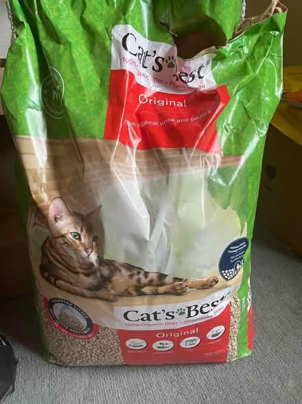 Photo of free 2x large bags of cat litter (Wadsley S6) #2