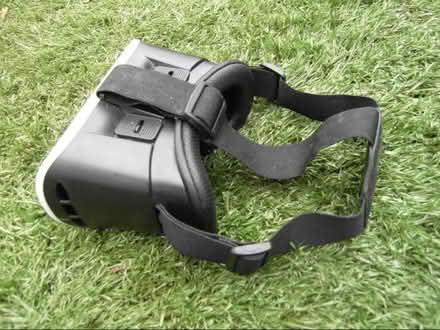 Photo of free VR Headset (Broxtowe NG8) #2