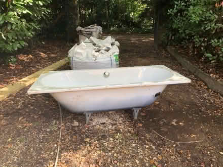 Photo of free Metal bath (Worcester Park KT4) #3