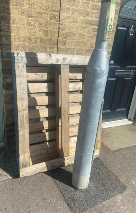 Photo of free Pallets (Biggleswade SG18) #1