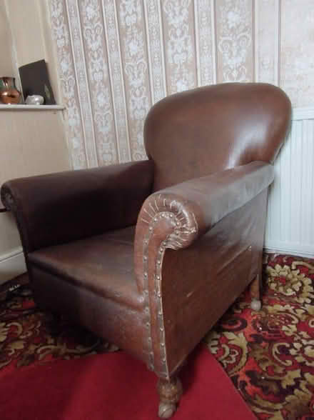 Photo of free Vintage Three Piece Suite (Ffairfach SA19) #2