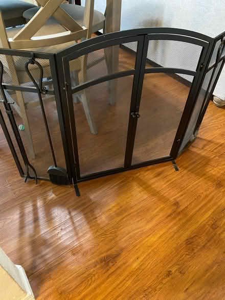 Photo of free Fireplace screen and 4 tools (75080) #3
