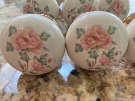Photo of free 9 ceramic knobs (Ruislip UB10) #3