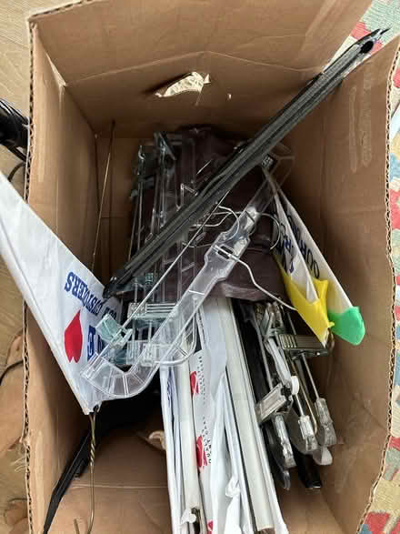 Photo of free Hangers (20001) #1