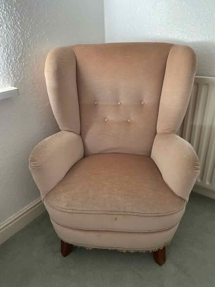 Photo of free Vintage armchair (Broomhall S10) #1