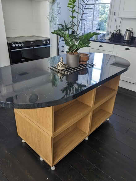 Photo of free Kitchen island (IP1) #1