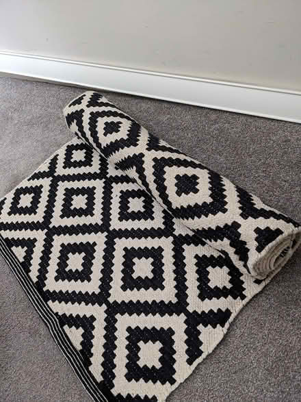 Photo of free Geometric hallway rug black white (BS31) #1