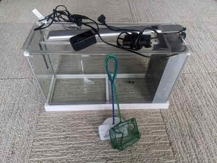Photo of free Complete 5 gal aquarium kit (Williamsburg, Brooklyn) #1
