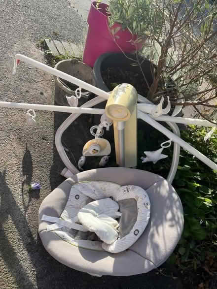 Photo of free Baby’s bouncer with mobile (Chalkwell SS0) #1