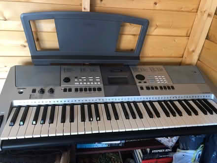 Photo of free Yamaha organ (Port Talbot SA12) #1