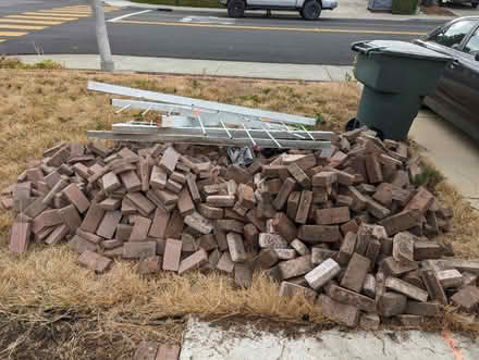 Photo of free Red bricks (Ponderosa Park (Sunnyvale)) #1